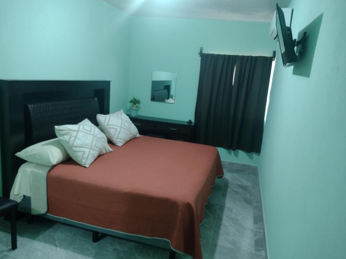 Hotel Prado'S Puerto San Carlos Ngoại thất bức ảnh